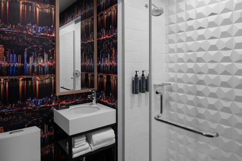 King Room with City View Ajisen Ramen NYC 5 Luxury Bookings
