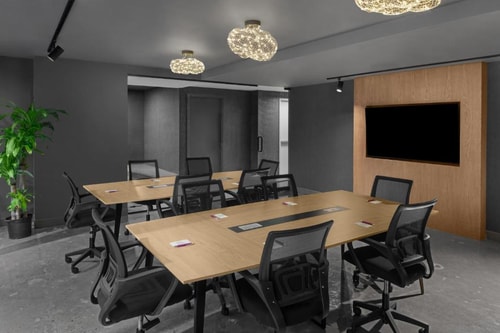 King Room with City View Ajisen Ramen NYC 11 Luxury Bookings