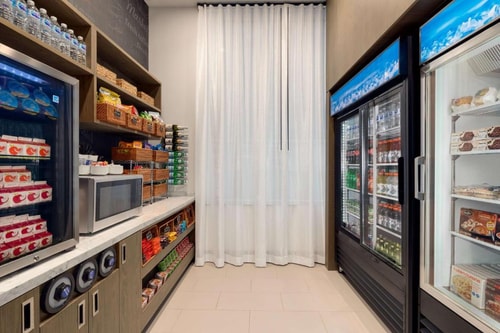 King Room Near Toro Loco NYC 10 Luxury Bookings