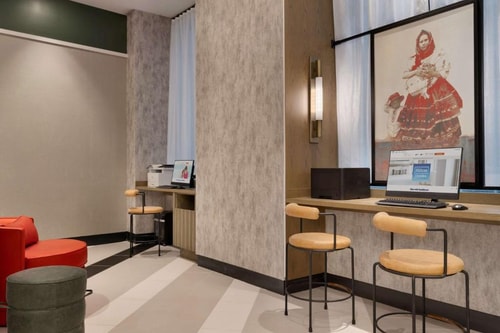 King Room Near Toro Loco NYC 11 Luxury Bookings