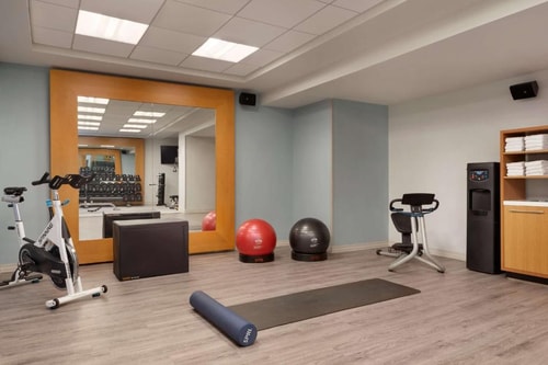 King Room Near Toro Loco NYC 13 Luxury Bookings