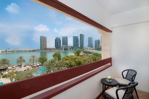 Deluxe Room City View Near Post Office Park AUH 11 Luxury Bookings