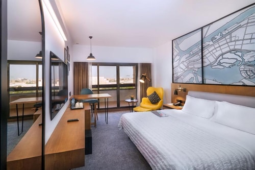 Deluxe Room Sea View Near Post Office Park AUH 1 Luxury Bookings