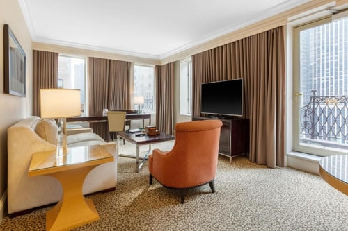 Deluxe Double Room Near NAYA NYC 4 Luxury Bookings