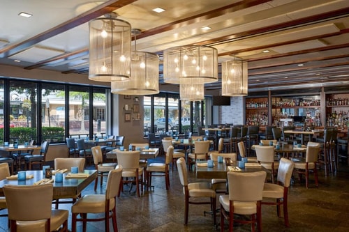 Deluxe Room Near City Of Alexandria WDC 13 Luxury Bookings