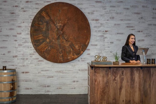 Deluxe Room Near City Of Alexandria WDC 8 Luxury Bookings