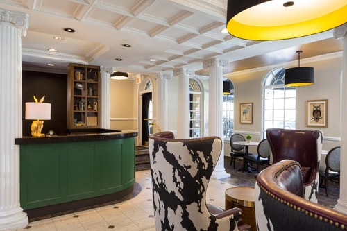 Executive King Room Near Little Village Cafe CHI 9 Luxury Bookings