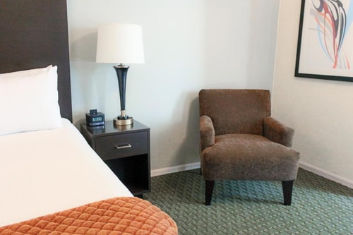 Executive King Room Near Little Village Cafe CHI 2 Luxury Bookings