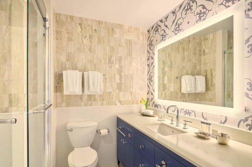 Guest Room Near Friendship Firehouse WDC 3 Luxury Bookings