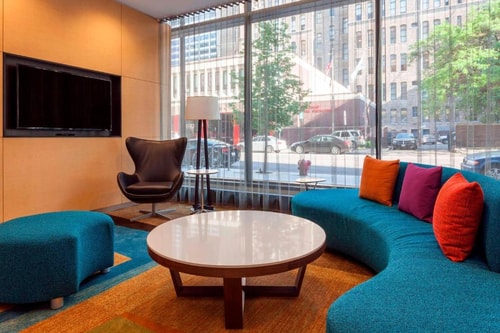 King Room Near Ema Restaurant CHI 10 Luxury Bookings