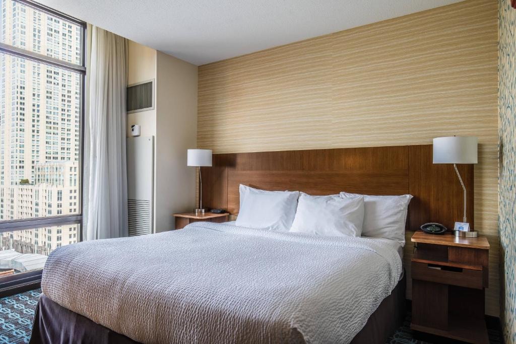 King Room Near Ema Restaurant CHI Luxury Bookings