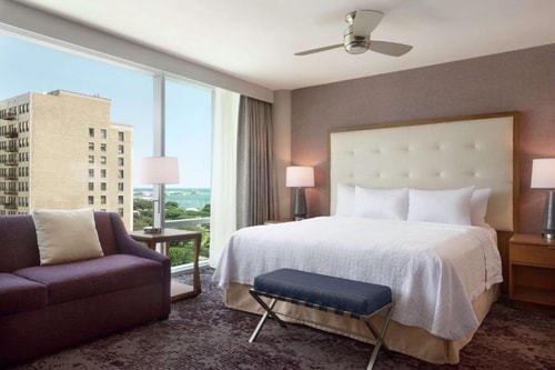 King Studio Suite Near Rosenberg Fountain CHI Luxury Bookings