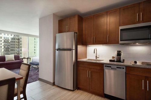 King Studio Suite Near Rosenberg Fountain CHI 3 Luxury Bookings