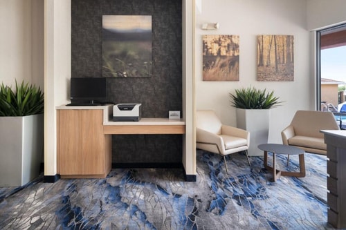 Guest room Near Lake Bennet ORL 3 Luxury Bookings