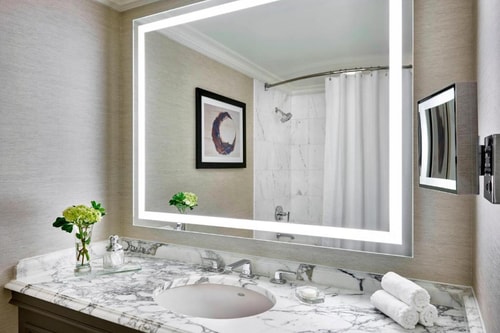 Guest Room Near Zegna Boutique Tysons Galleria WDC 3 Luxury Bookings