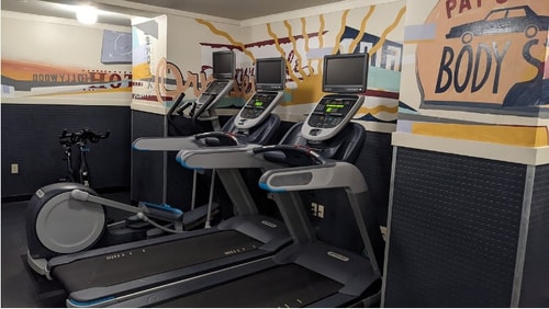 premiumKing Near Commercial Exchange Building LA 12 Luxury Bookings