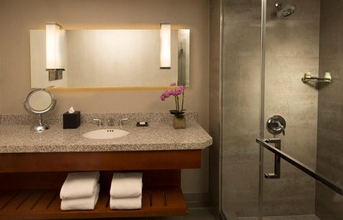 Standard King Near Dolby Theatre LA 2 Luxury Bookings
