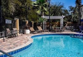 Guest room Near Lake Bennet ORL 14 Luxury Bookings