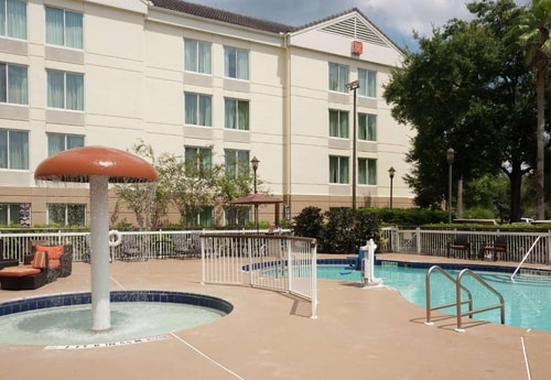 King Room Near Airport Lakes Park ORL 13 Luxury Bookings