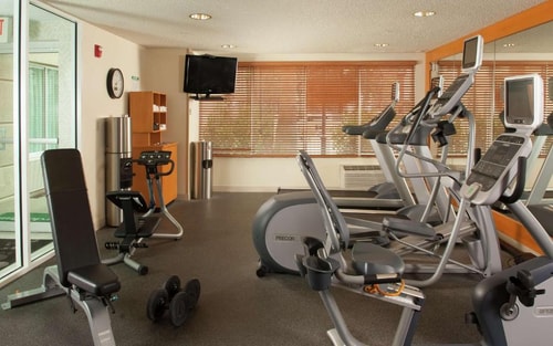 King Room Near Airport Lakes Park ORL 12 Luxury Bookings