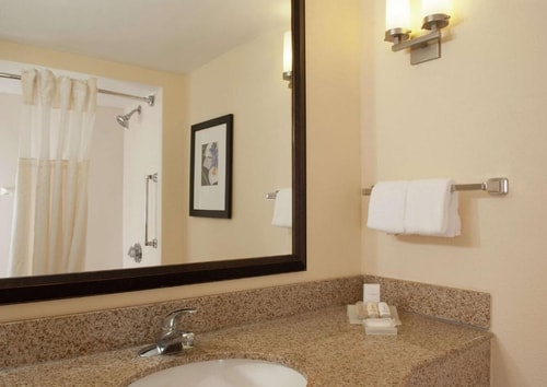 King Room Near Airport Lakes Park ORL 2 Luxury Bookings