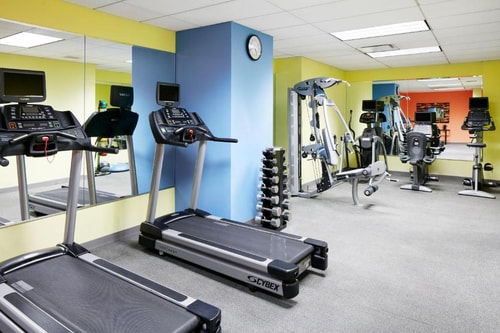 Standard Queen Room Near Dunkin NYC 13 Luxury Bookings