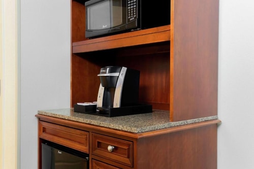 King Room Near Lawler Michael Park CHI 1 Luxury Bookings