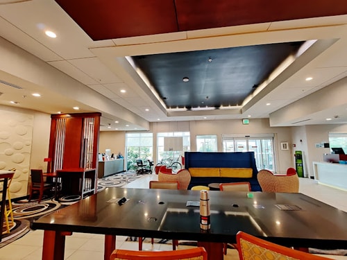 Queen Room Near Ruby Lake Tennis Court ORL 6 Luxury Bookings