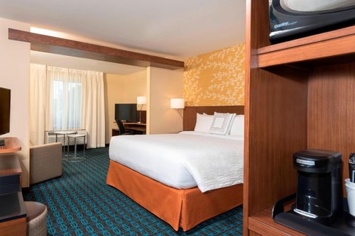 King Room Near Nike Factory Store ORL 1 Luxury Bookings