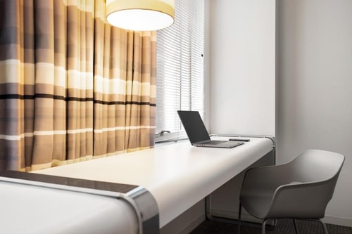 Delphi Suite Near The California Club LA 1 Luxury Bookings