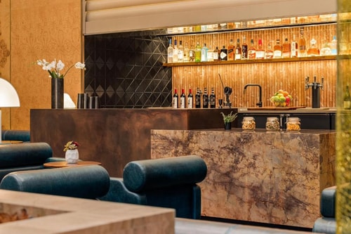 Delphi Suite Near The California Club LA 5 Luxury Bookings
