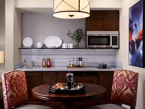 1 Bedroom Suite Near Hammer Museum LA 5 Luxury Bookings