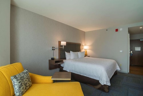 Executive King Room NearTobey Prinz Beach Park CHI 1 Luxury Bookings