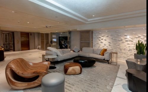 Deluxe King Room Near John Reed Fitness LA 6 Luxury Bookings