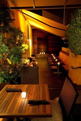 Queen Room Near Reeves Park LA 14 Luxury Bookings