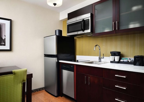 King Suite Near Moody Bible Institute CHI 4 Luxury Bookings
