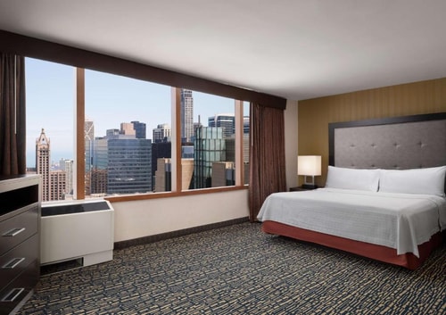 King Suite Near Moody Bible Institute CHI 1 Luxury Bookings