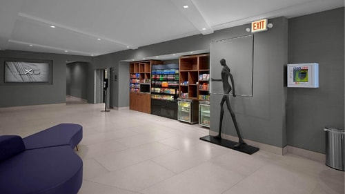 King Room Near AMC Ford City 14 CHI 5 Luxury Bookings