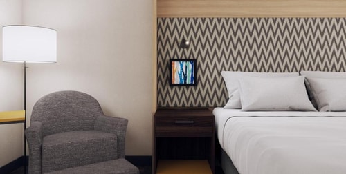 King Room Near AMC Ford City 14 CHI 1 Luxury Bookings