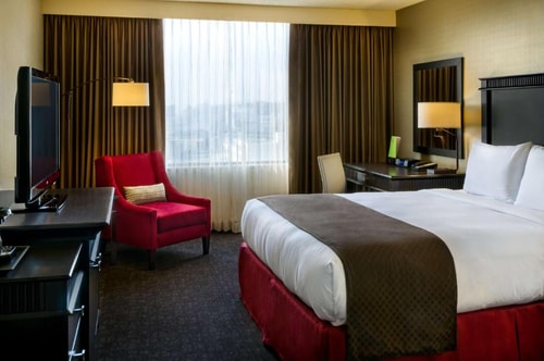 Standard King Room Near Little Tokyo Library LA Luxury Bookings