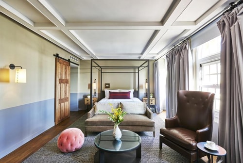 King Studio Near Hollywood Bus Tours LA 1 Luxury Bookings