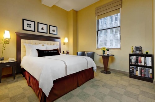 Deluxe Queen Room Near Bryant Park NYC 5 Luxury Bookings