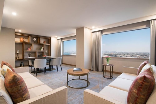 Luxury 4 Bedroom Apartment Near Gold Souk Metro 21 Luxury Bookings