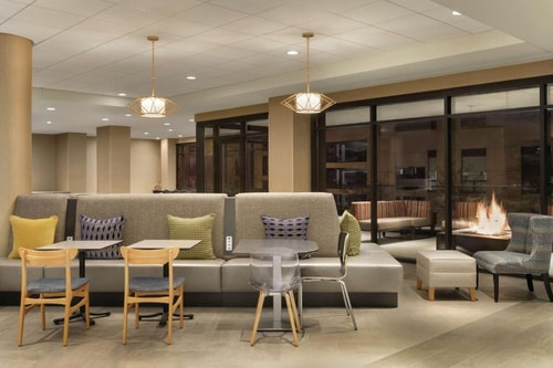 King Studio Suite Near Moody Bible Institute CHI 10 Luxury Bookings