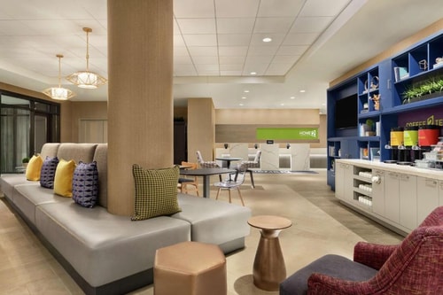 King Studio Suite Near Moody Bible Institute CHI 13 Luxury Bookings