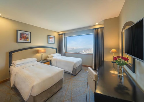 Luxury 4 Bedroom Apartment Near Gold Souk Metro 3 Luxury Bookings