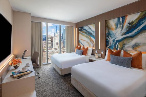 Guest Room Near Bella Abzug Park NYC Luxury Bookings