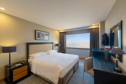 4 Bedroom Apartment Near Gold Souk 0 Luxury Bookings