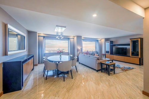 4 Bedroom Apartment Near Gold Souk 4 Luxury Bookings