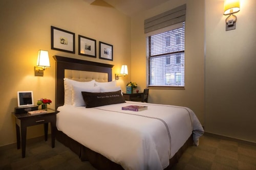 Petite Room Near Bryant Park NYC Luxury Bookings